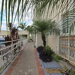 Ap Cloe Com Piscina Proximo Ao Aeroporto